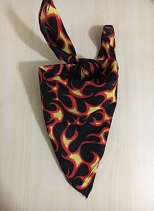 Ateşli bandana