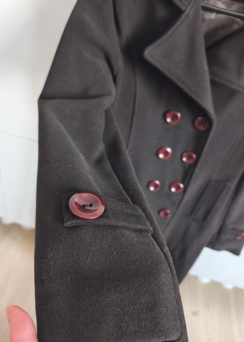 Koyu kahverengi düğmeli kaşe kaban - Görsel 2