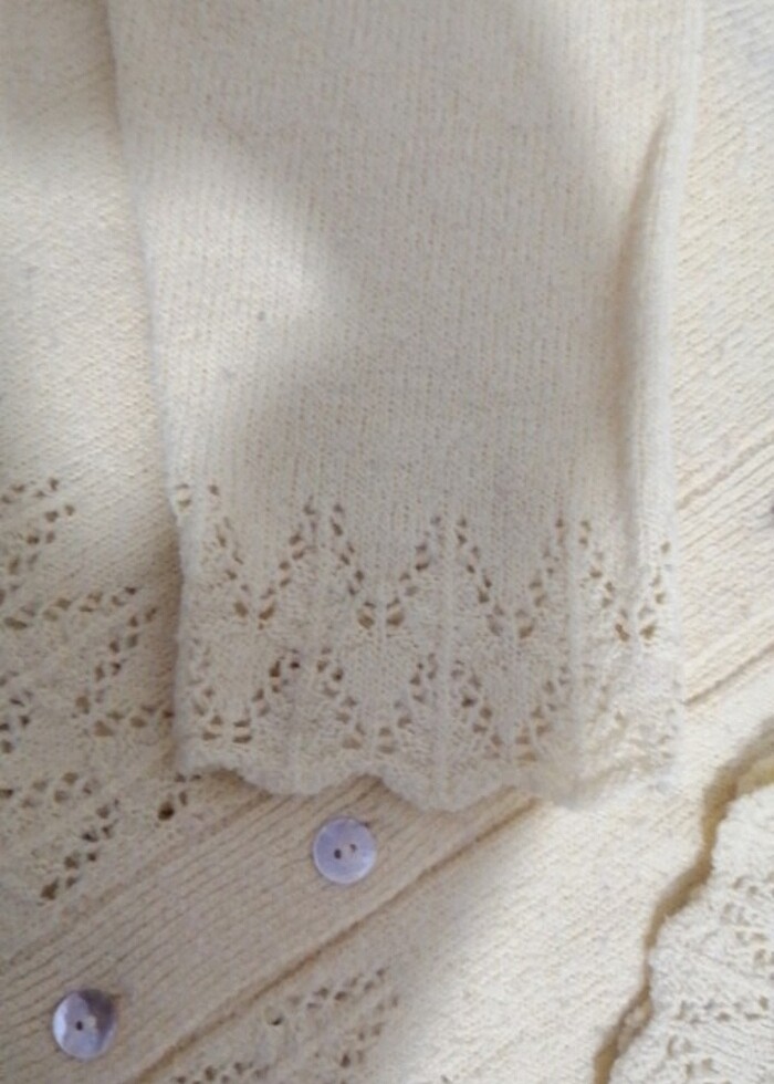 Sarı kısa triko hırka - Görsel 3