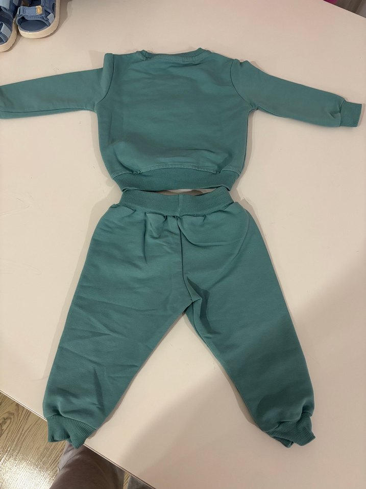 6 ay MOSCHINO Bebek Erkek 2'li Takım Uzun Kollu - Görsel 3