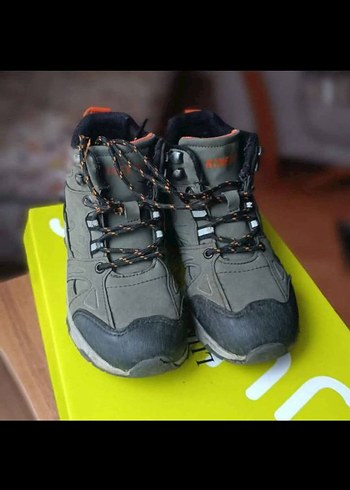 Gri Yılan Desenli Erkek Outdoor Ayakkabı