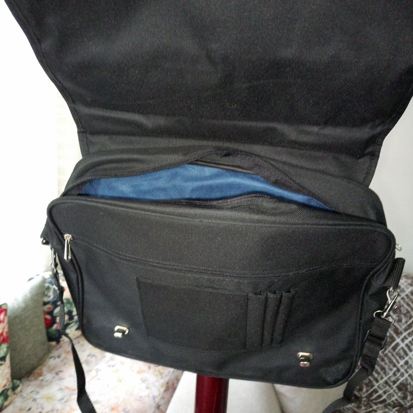 Siyah Fermuarlı Erkek Evrak Çantası - Görsel 3