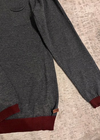 Gri V Yaka Erkek Triko Kazak - Görsel 2