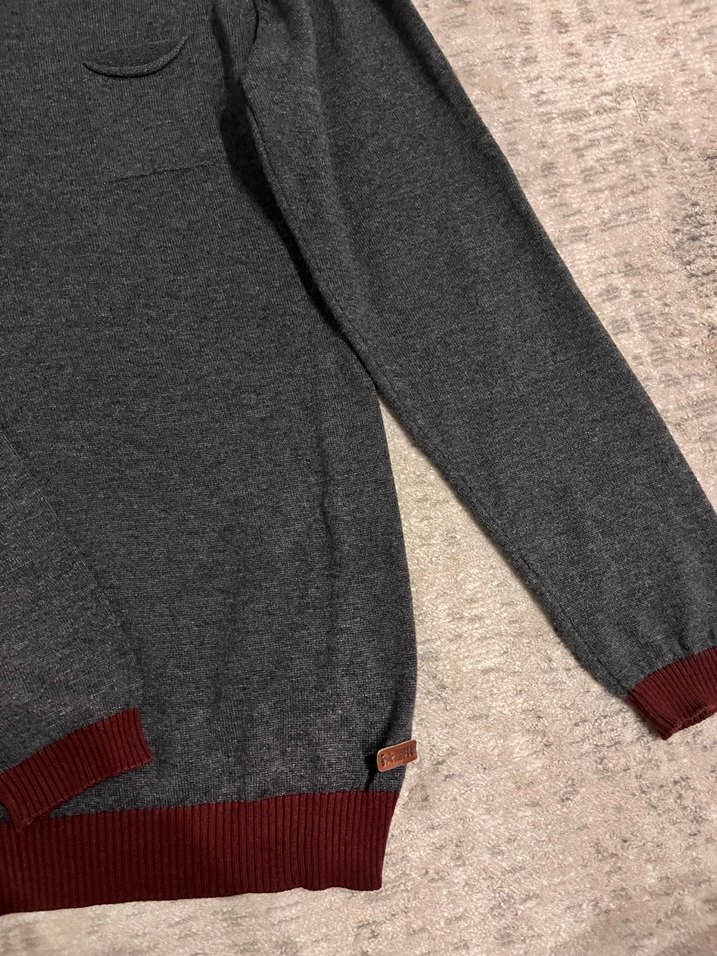 Gri V Yaka Erkek Triko Kazak - Görsel 2