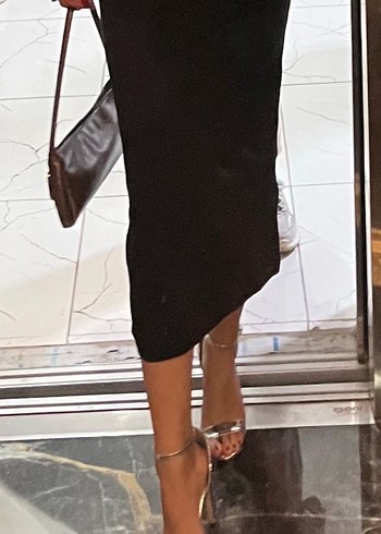 Gümüş Bilekten bağlamalı topuklu - Görsel 4