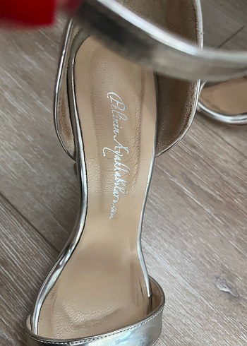 Gümüş Bilekten bağlamalı topuklu - Görsel 7