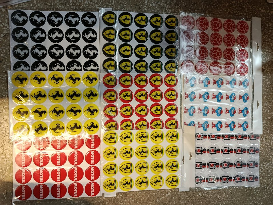 Renkli Vintage Erkek Rozetleri - Görsel 3