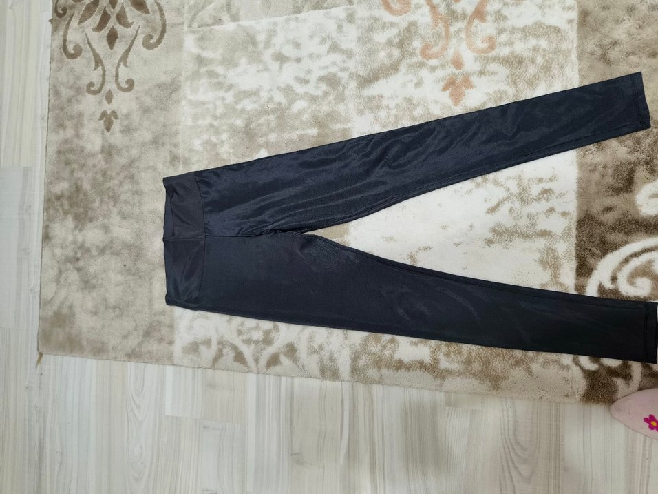 Siyah Düz Kadın Spor Tayt - Görsel 2