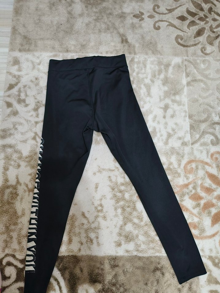 Siyah Baskılı Spor Kadın Tayt - Görsel 3