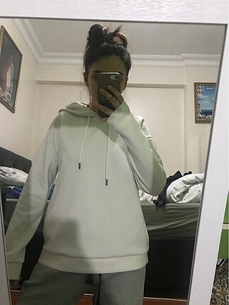 beyaz stradivarius sweat