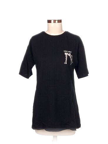 Atmosphere T-shirt %70 İndirimli.