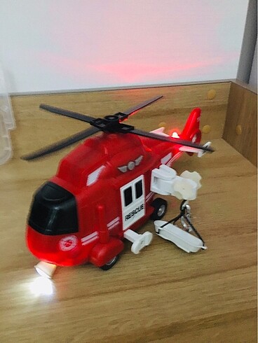 Oyuncak helikopter ışıklı ve sesli