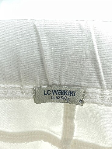 40 Beden beyaz Renk LC Waikiki Jean / Kot %70 İndirimli.