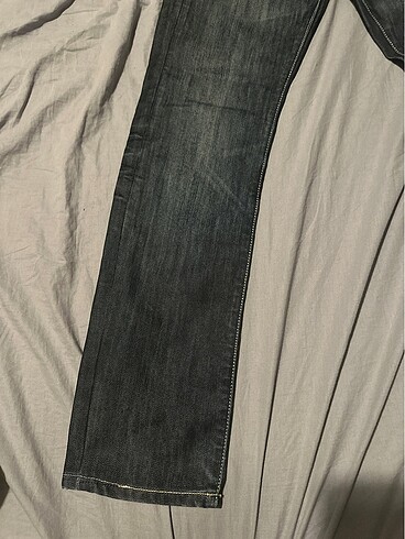 Colin's pantalon