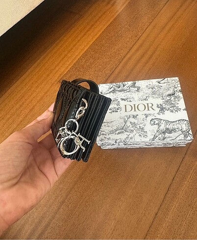 Beden Dior kartlık