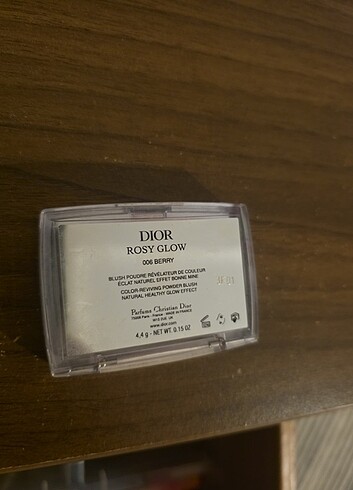  Beden Renk Dior rosy glow allık