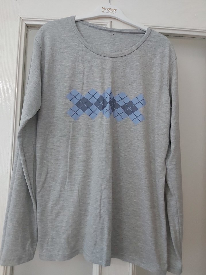 Gri Uzun Kollu  Tişört - Görsel 3