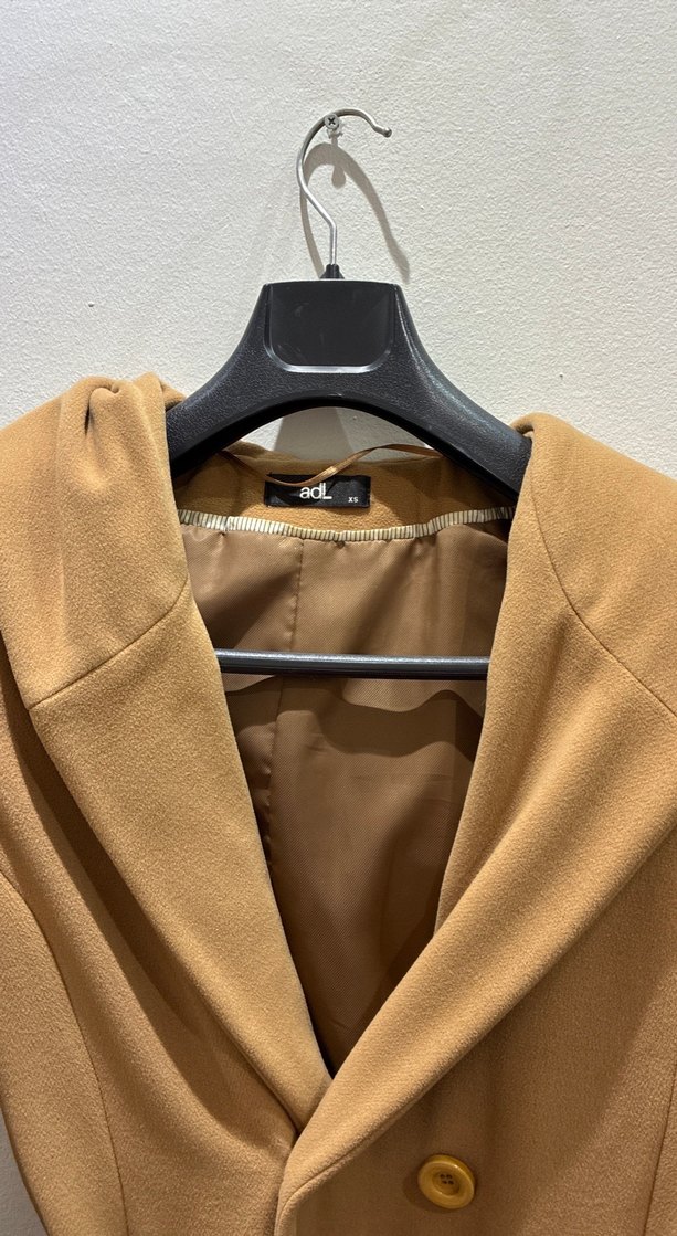 Kemerli Bej Kadın Uzun Kaban - Görsel 2