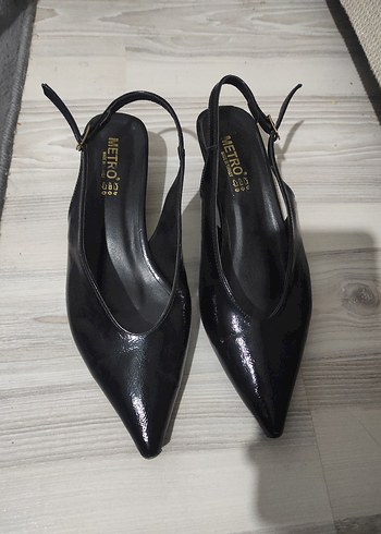 Diğer Sikligin Simgesi Siyah Slingback Topuklu Ayakkabi