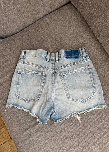 Düğmeli Zara Mini Kot Şort - Görsel 4