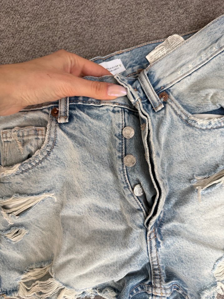 Düğmeli Zara Mini Kot Şort - Görsel 2