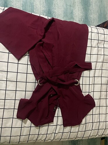 38 Beden bordo Renk Tulum iki dega giyildi