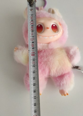 Beden Renk Labubu Pembe Pastel Peluş Oyuncak büyük boy ölçü fotoğraflarda