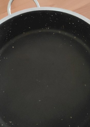 Parlak Siyah Kulplu Tencere - Görsel 3
