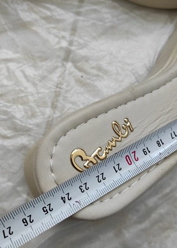 39 numara Bambi  Payetli Dolgu Topuklu Kadın Terlik sıfır gibi - Görsel 13