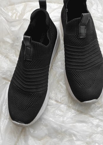 36 numara DERİMOD Siyah Elastik Dolgu Topuklu Kadın Spor Ayakkab - Görsel 4