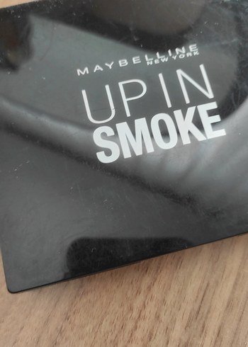 Maybelline Up In Smoke Göz Farı Paleti - Görsel 8