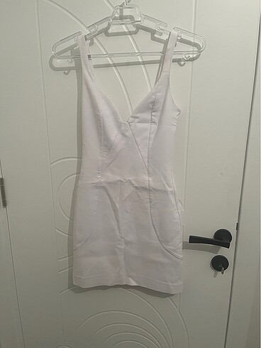 Zara yeni etiketli beyaz elbise
