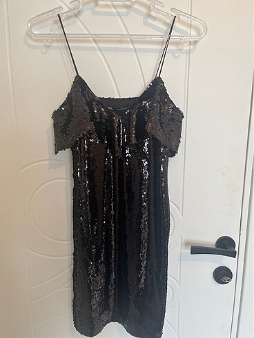 Zara yeni etiketli payetli mini elbise
