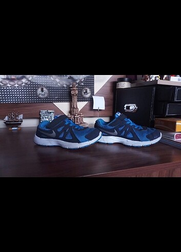 35 Beden ORJİNAL SIFIR AYARINDA NIKE REVOLUTION 2