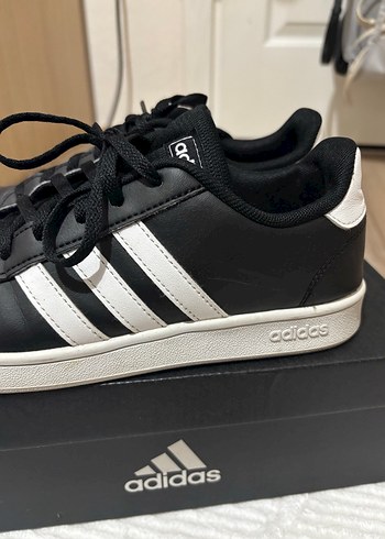 Adidas Siyah Beyaz Spor Ayakkabı - Görsel 4