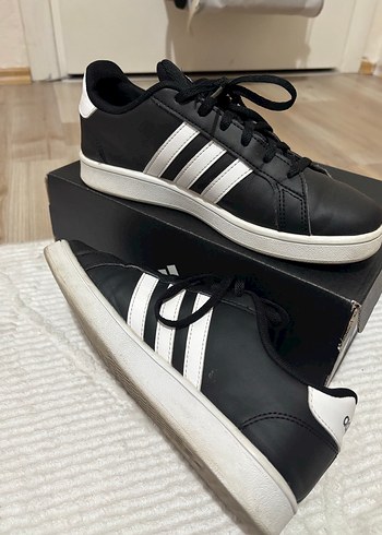 Adidas Siyah Beyaz Spor Ayakkabı - Görsel 6