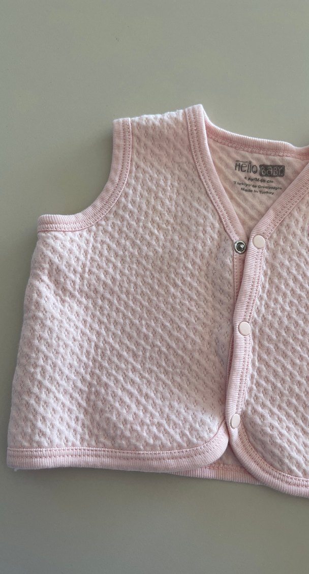 Pembe Yelek - Görsel 3