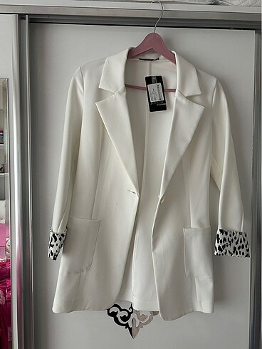 Beyaz blazer ceket