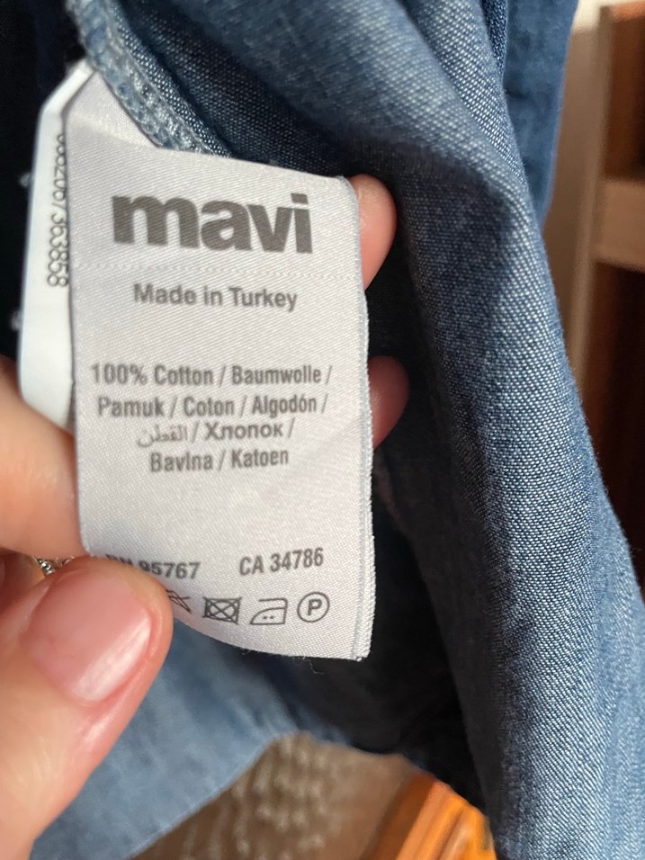 Düğmeli Mavi Denim Kadın Gömlek - Görsel 3