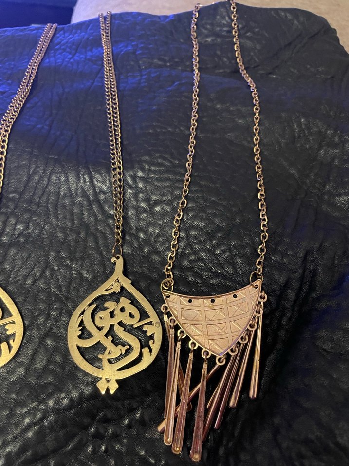 Altın Renk Zincir Detaylı Midi Kolye - Görsel 4