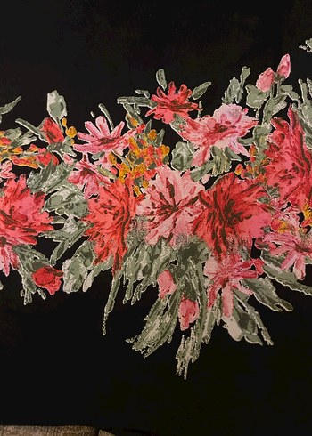 Çiçek Desenli Siyah Uzun Kollu Bluz - Görsel 3