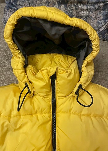 Sarı Kapüşonlu Fermuarlı Kışlık Kadın Mont - Görsel 6