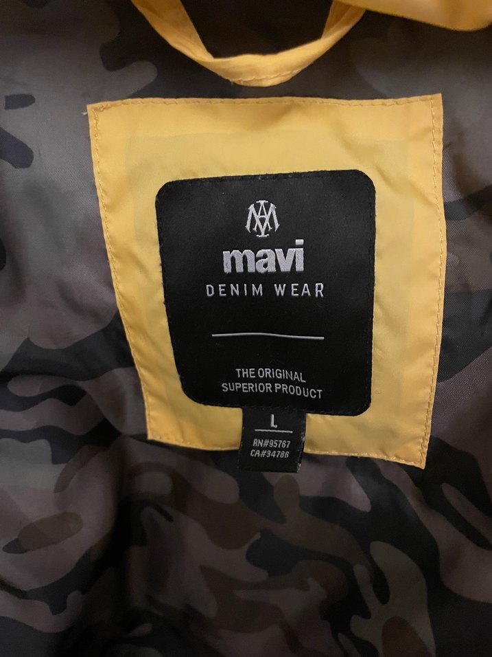 Sarı Kapüşonlu Fermuarlı Kışlık Kadın Mont - Görsel 2