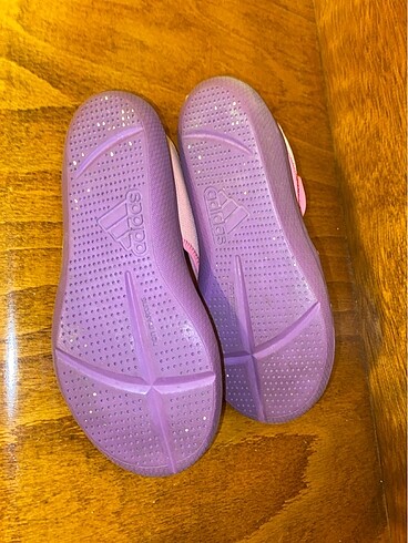 31 Beden Adidas sandalet ayakkabı