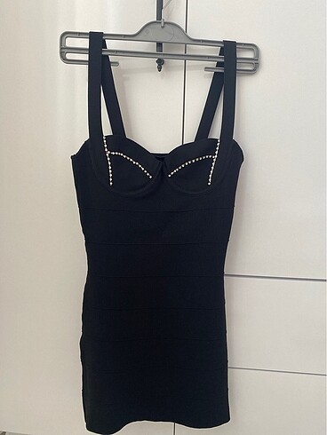 Bershka mini elbise