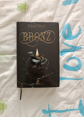 Özge Naz - Bronz Roman