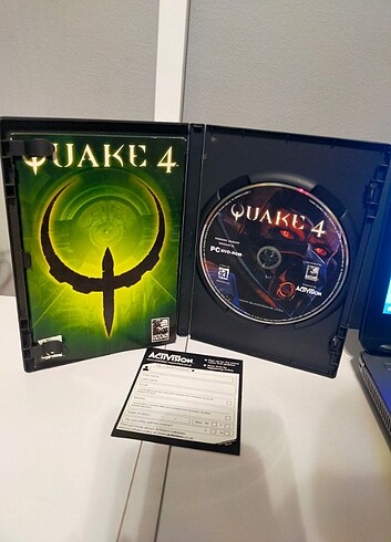 QUAKE 4 PC KUTULU KİTAPÇIKLI