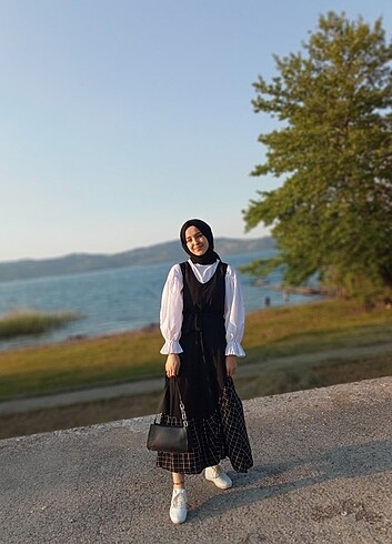 eteği desenli siyah jile 