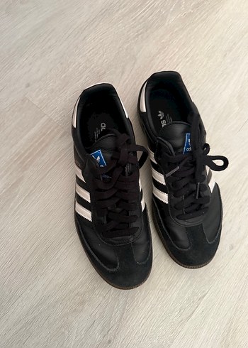 Samba Adidas spor ayakkabı