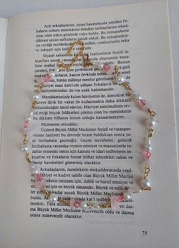 Aphrodite Pembe kuvars doğal taş kolye